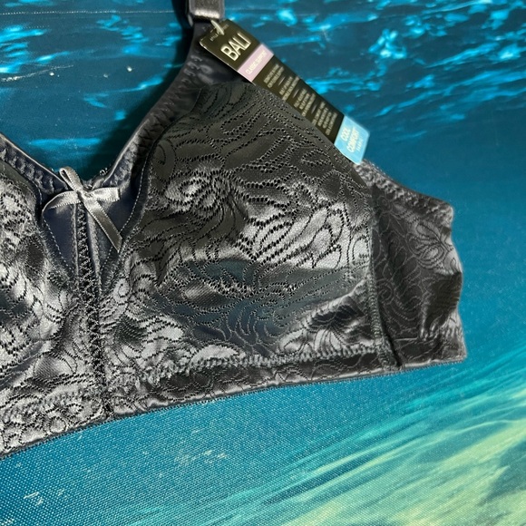 Bali Women's Elegant Black Lace Bra 38B - Picture 5 of 10